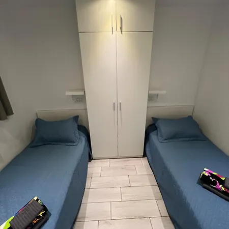Dreamy Duo 2 Bed - Orlandito 公寓 阿德耶